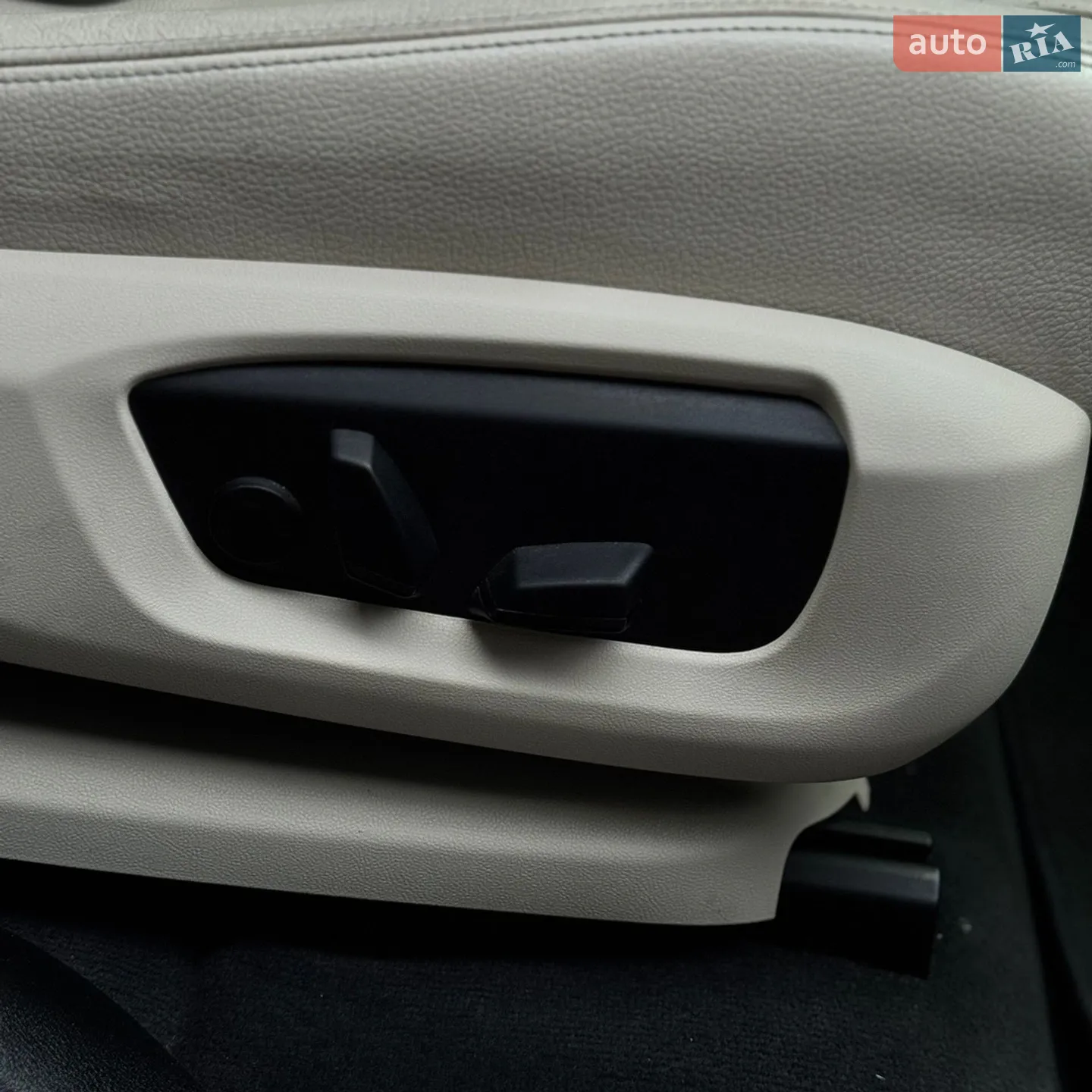 2014 BMW X5 - мініатюра 10
