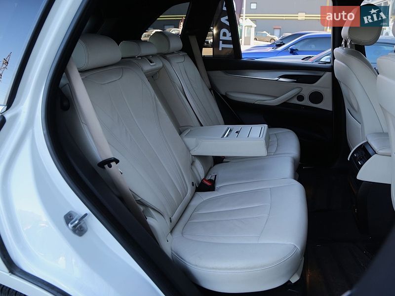 Внедорожник / Кроссовер BMW X5 2016 в Сумах