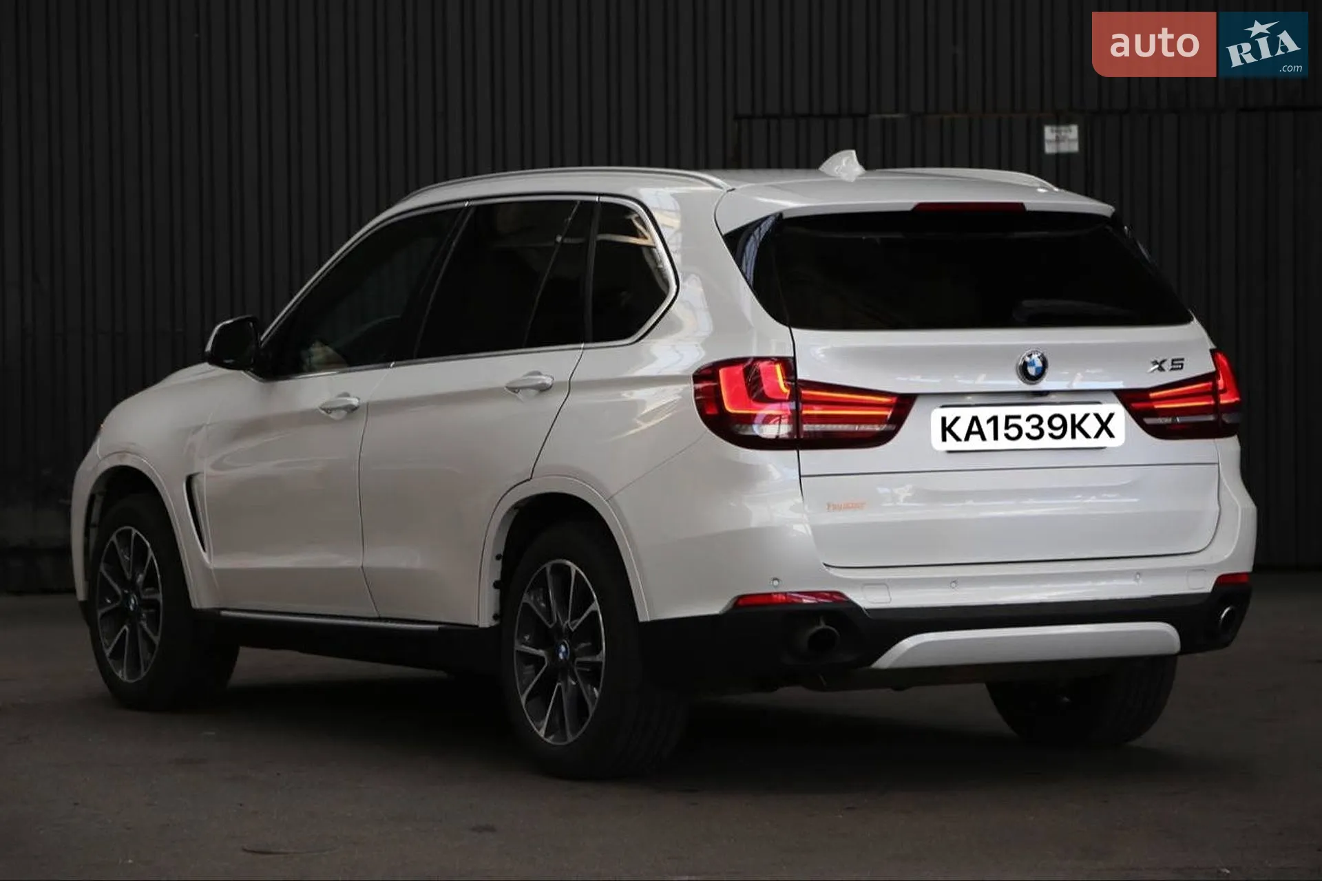2016 BMW X5 - мініатюра 27