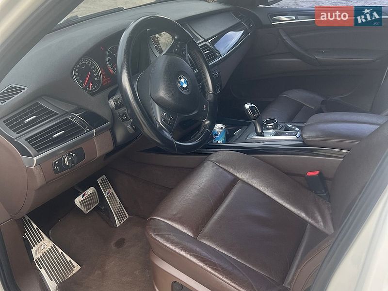 Позашляховик / Кросовер BMW X5 2012 в Києві