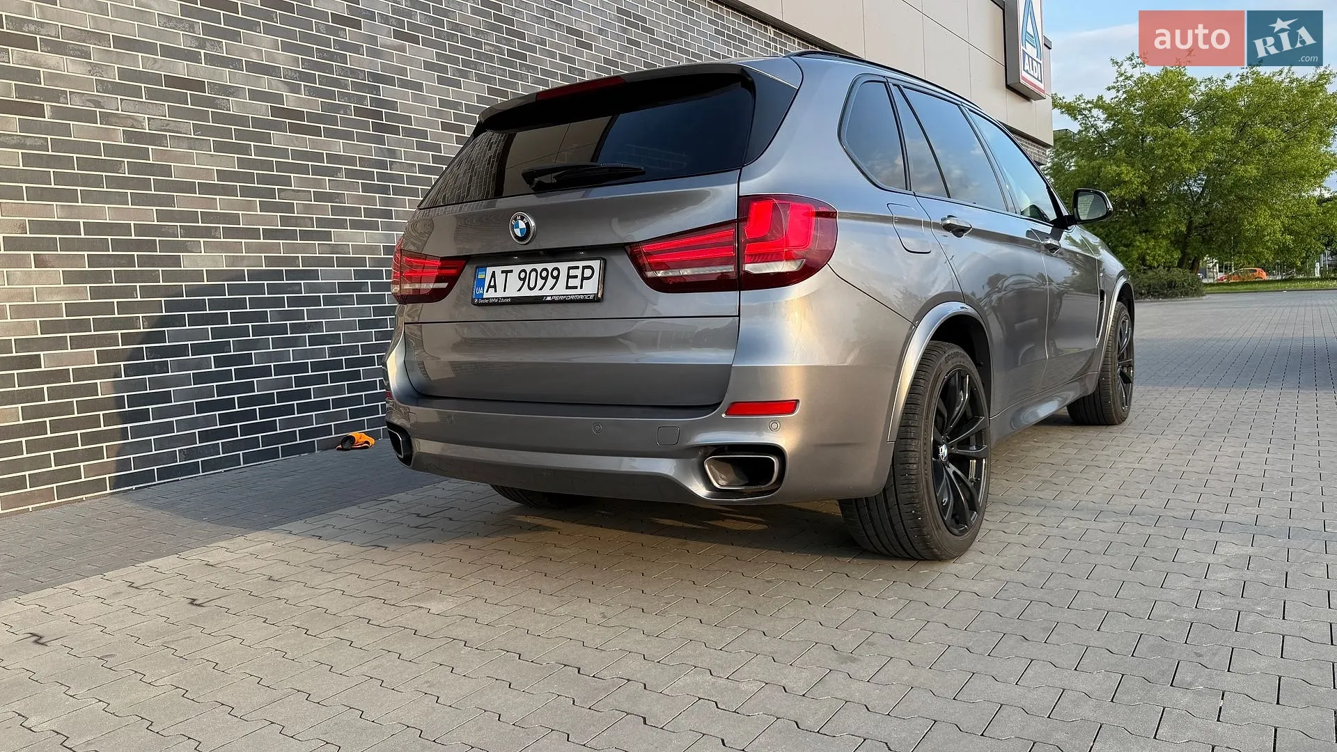 2017 BMW X5 - мініатюра 39