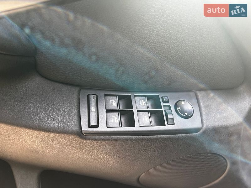 Внедорожник / Кроссовер BMW X5 2004 в Житомире