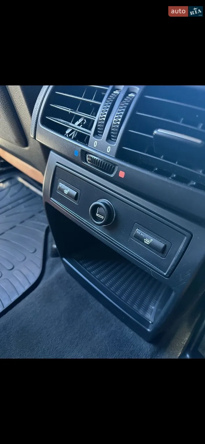 2010 BMW X5 - мініатюра 20