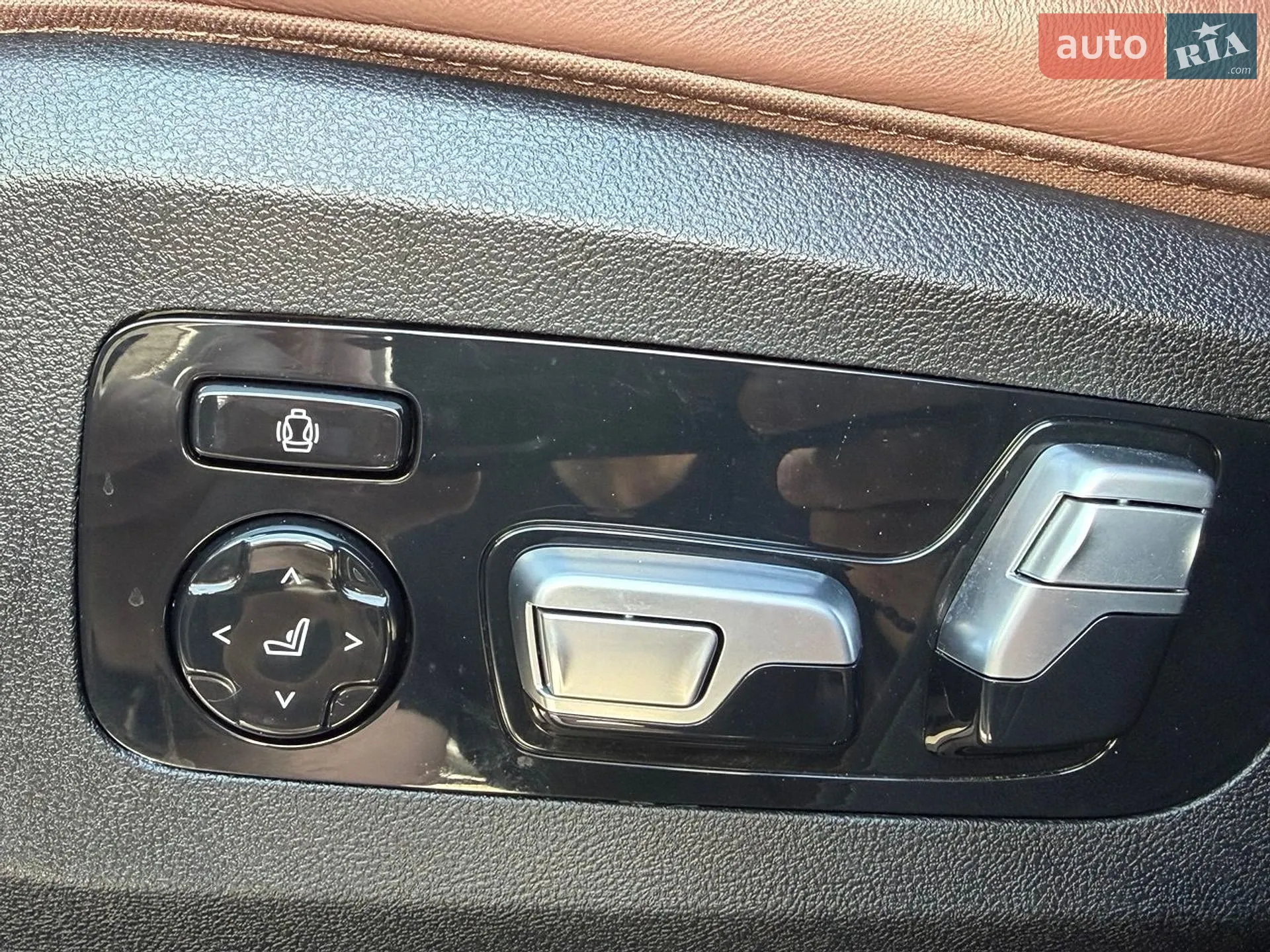 2021 BMW X5 - мініатюра 21