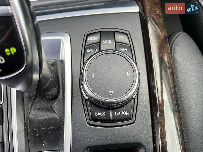 Позашляховик / Кросовер BMW X5 2015 в Львові