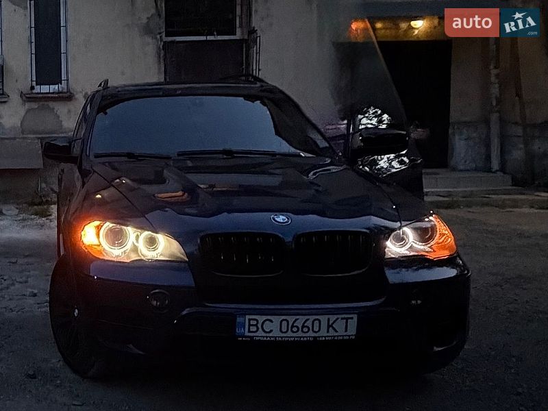 BMW X5 2011