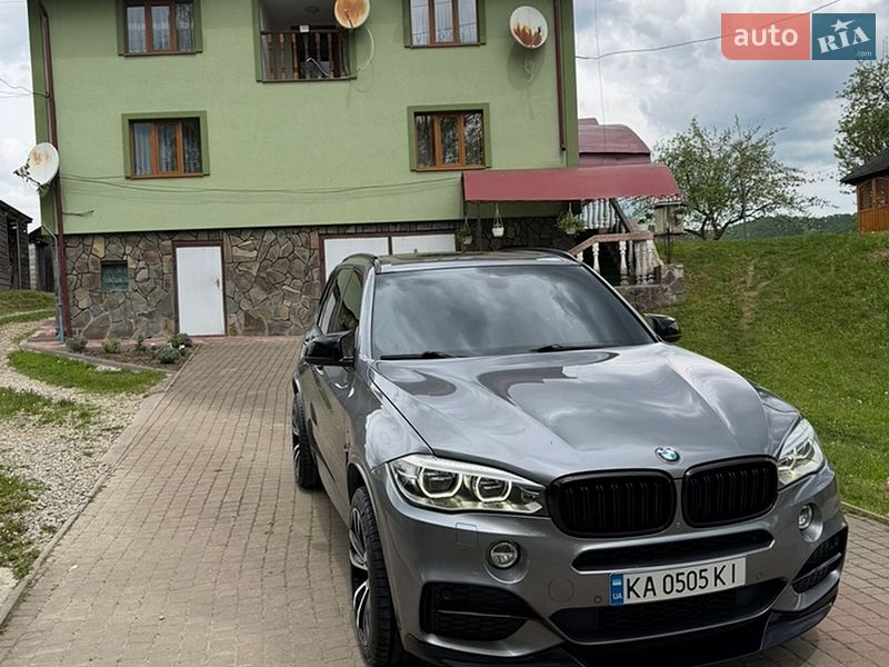 Позашляховик / Кросовер BMW X5 2015 в Івано-Франківську