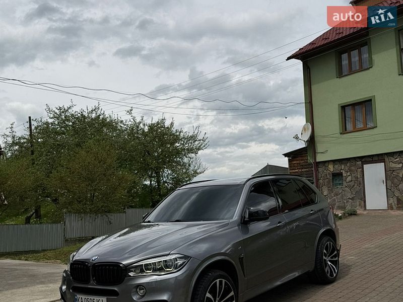 Позашляховик / Кросовер BMW X5 2015 в Івано-Франківську