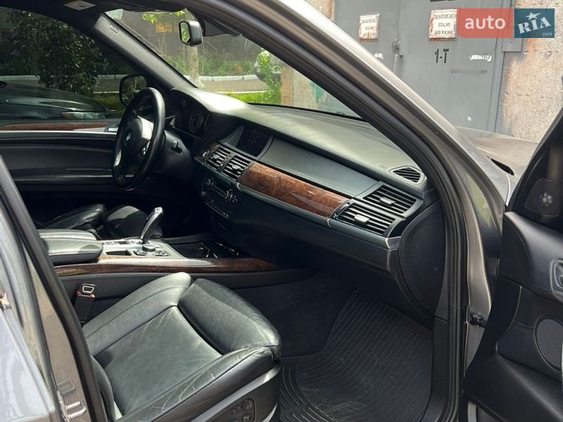 Позашляховик / Кросовер BMW X5 2011 в Олександрії фото 15 Позашляховик / Кросовер BMW X5 2011 в Олександрії