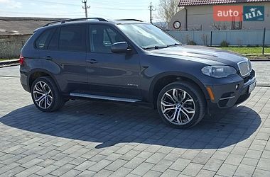 Внедорожник / Кроссовер BMW X5 2012 в Черновцах