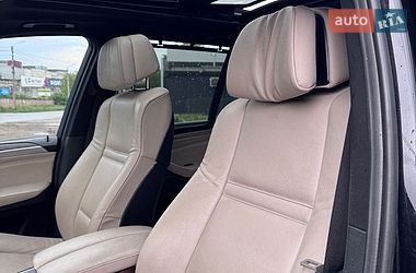 Позашляховик / Кросовер BMW X5 2012 в Чернівцях