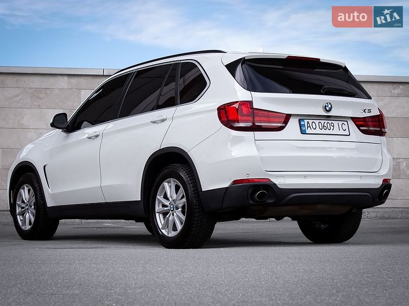 Внедорожник / Кроссовер BMW X5 2013 в Киеве