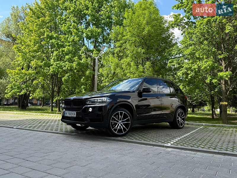 Внедорожник / Кроссовер BMW X5 2015 в Ровно