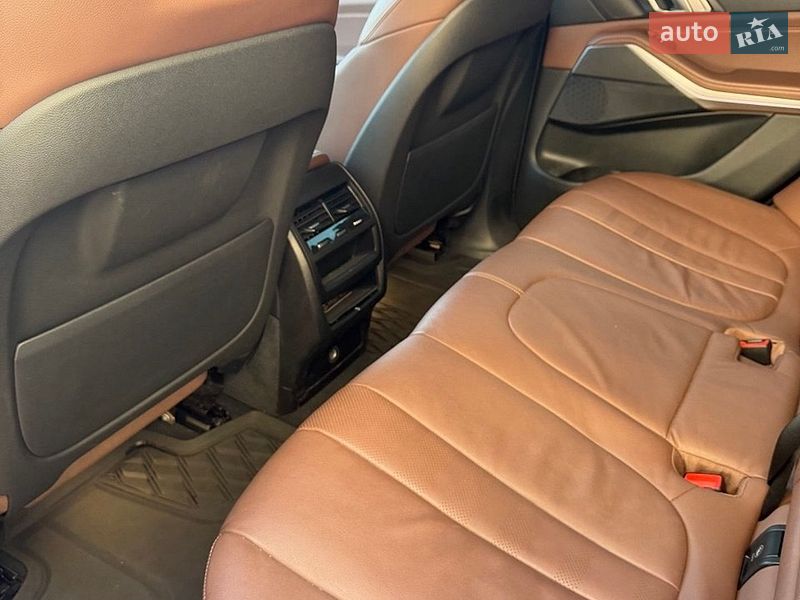 Внедорожник / Кроссовер BMW X5 2020 в Киеве