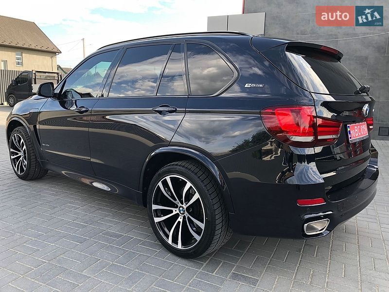 Внедорожник / Кроссовер BMW X5 2017 в Костополе