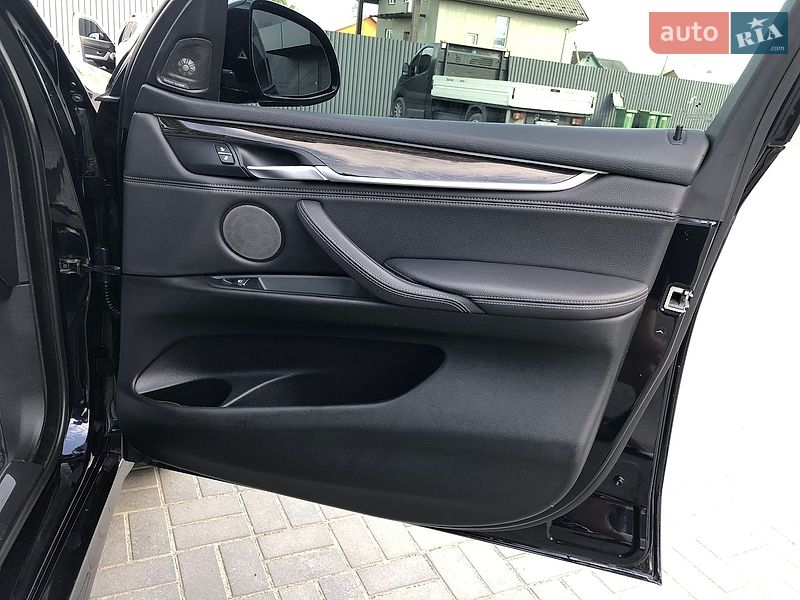 Внедорожник / Кроссовер BMW X5 2017 в Костополе