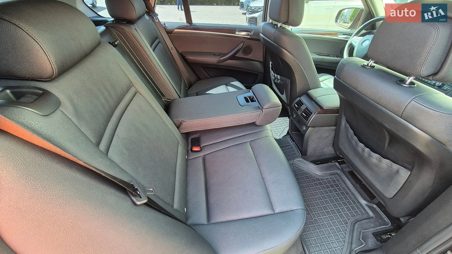 2011 BMW X5 - мініатюра 12