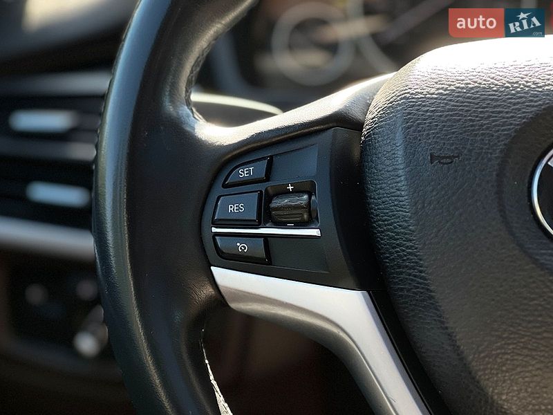 Внедорожник / Кроссовер BMW X5 2015 в Львове