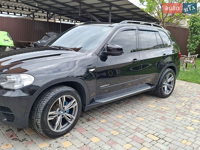 Внедорожник / Кроссовер BMW X5 2011 в Каменец-Подольском