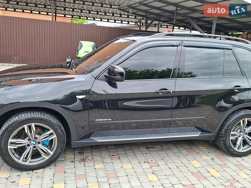Внедорожник / Кроссовер BMW X5 2011 в Каменец-Подольском