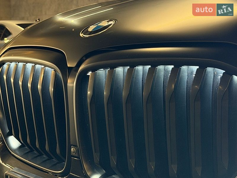 Внедорожник / Кроссовер BMW X5 2024 в Киеве