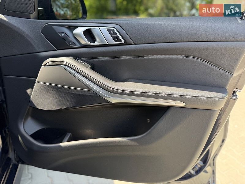 Внедорожник / Кроссовер BMW X5 2019 в Киеве