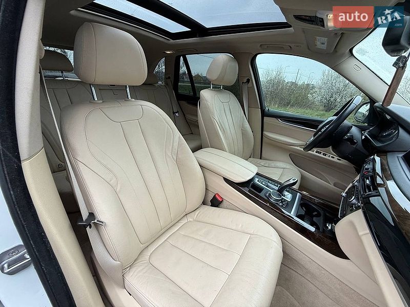 Позашляховик / Кросовер BMW X5 2015 в Стрию