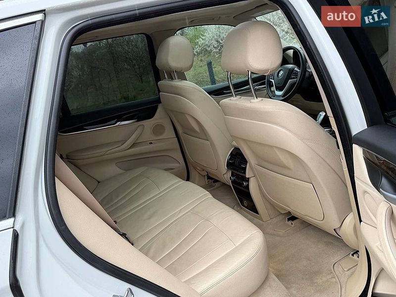 Позашляховик / Кросовер BMW X5 2015 в Стрию