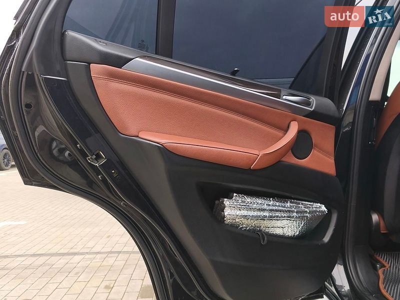Внедорожник / Кроссовер BMW X5 2011 в Виннице