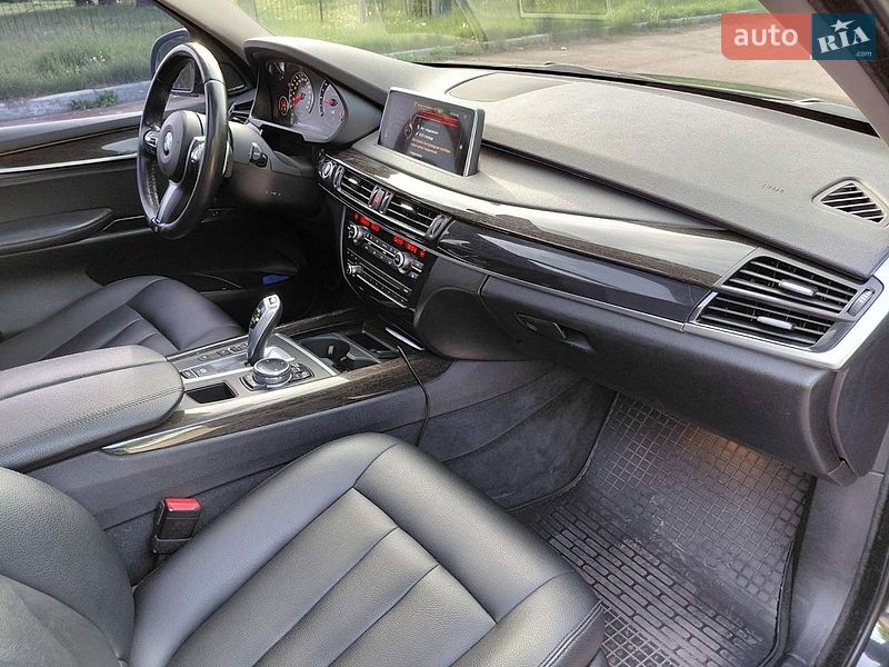 Внедорожник / Кроссовер BMW X5 2014 в Чернигове