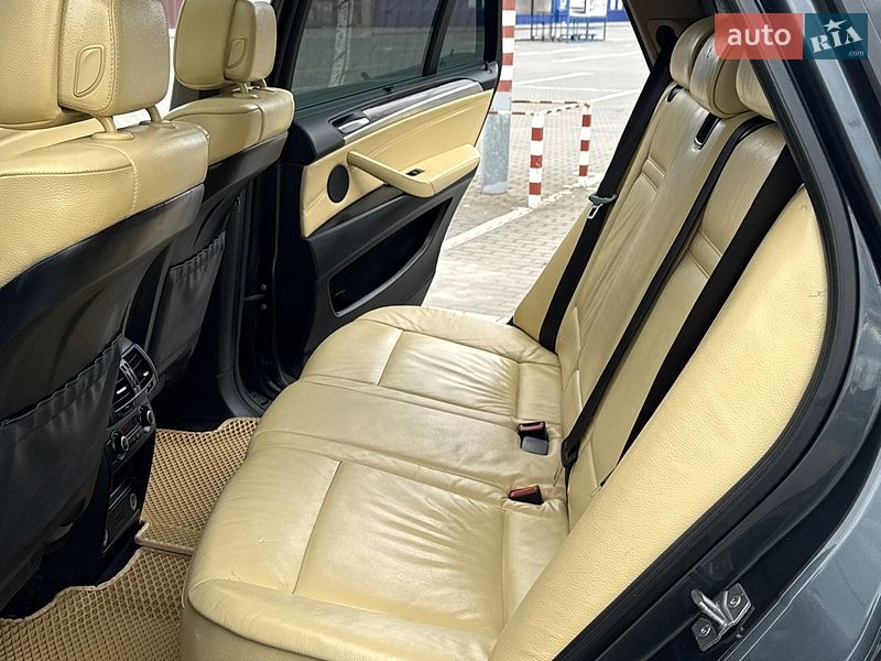 Позашляховик / Кросовер BMW X5 2013 в Коломиї