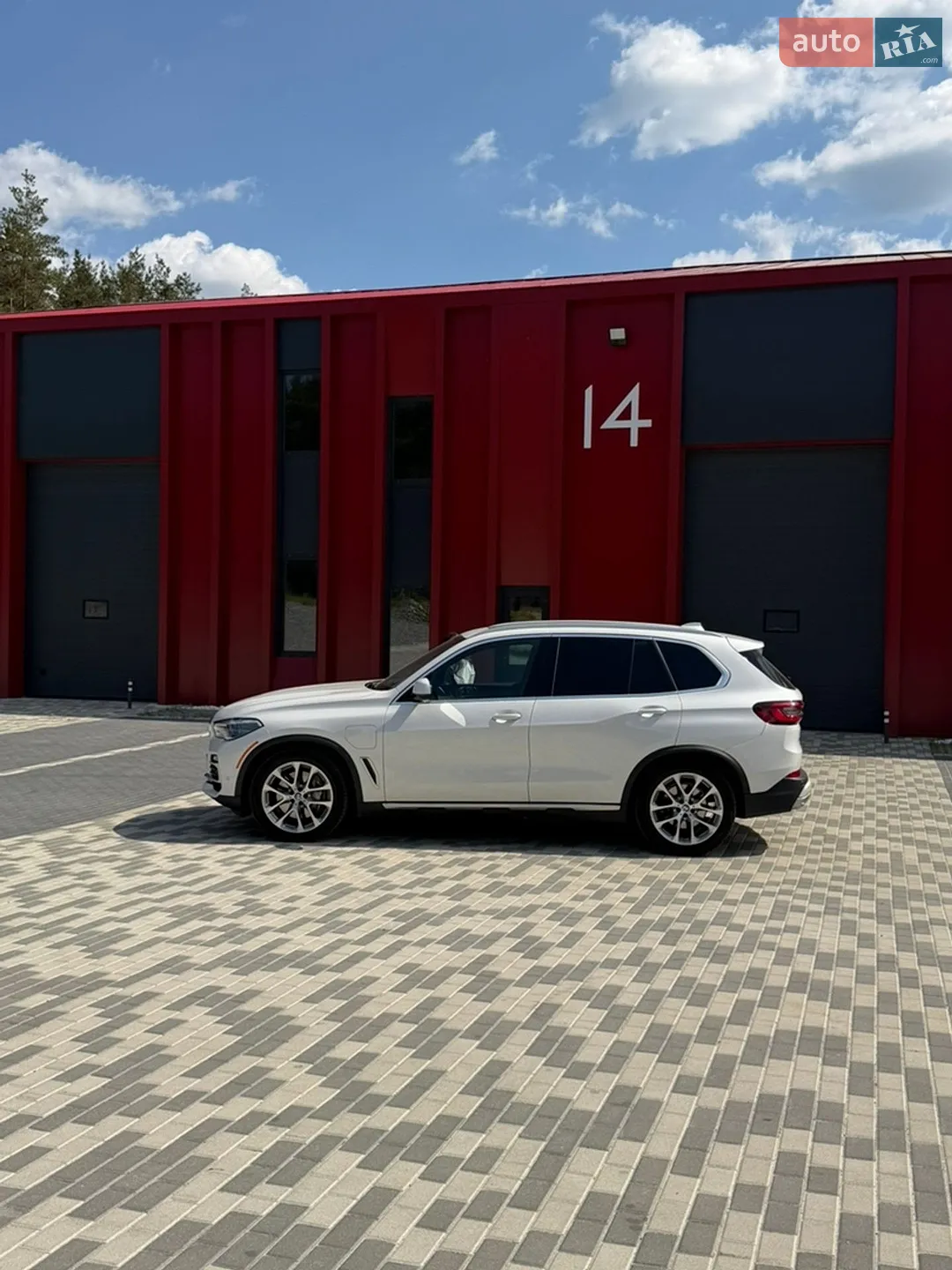 2021 BMW X5 - мініатюра 3
