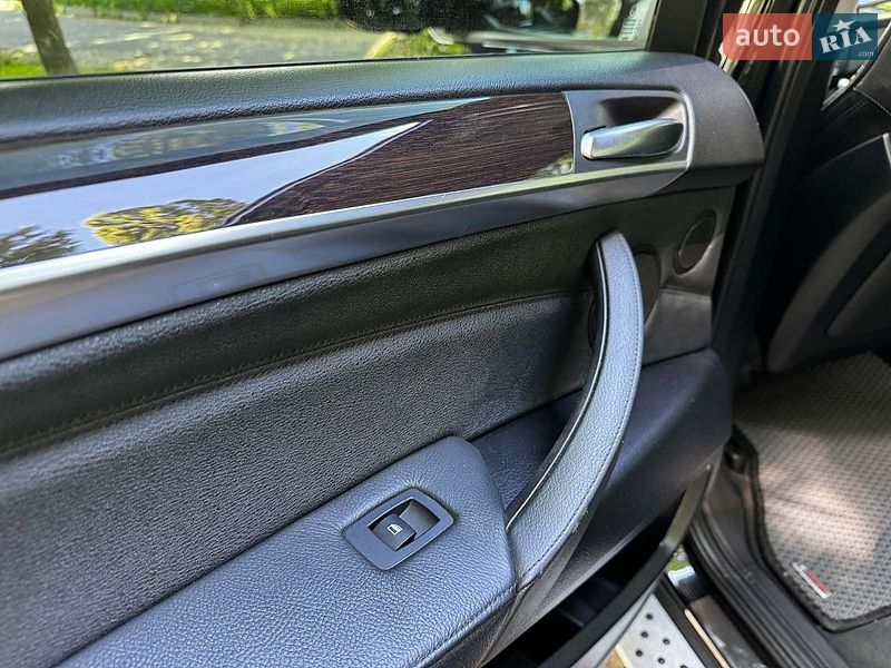 Позашляховик / Кросовер BMW X5 2013 в Києві фото 26 Позашляховик / Кросовер BMW X5 2013 в Києві