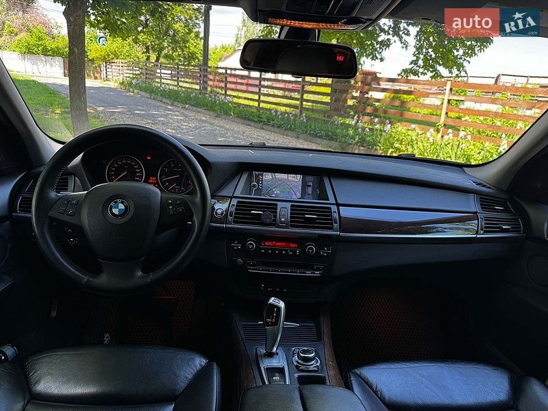 Позашляховик / Кросовер BMW X5 2013 в Києві фото 30 Позашляховик / Кросовер BMW X5 2013 в Києві