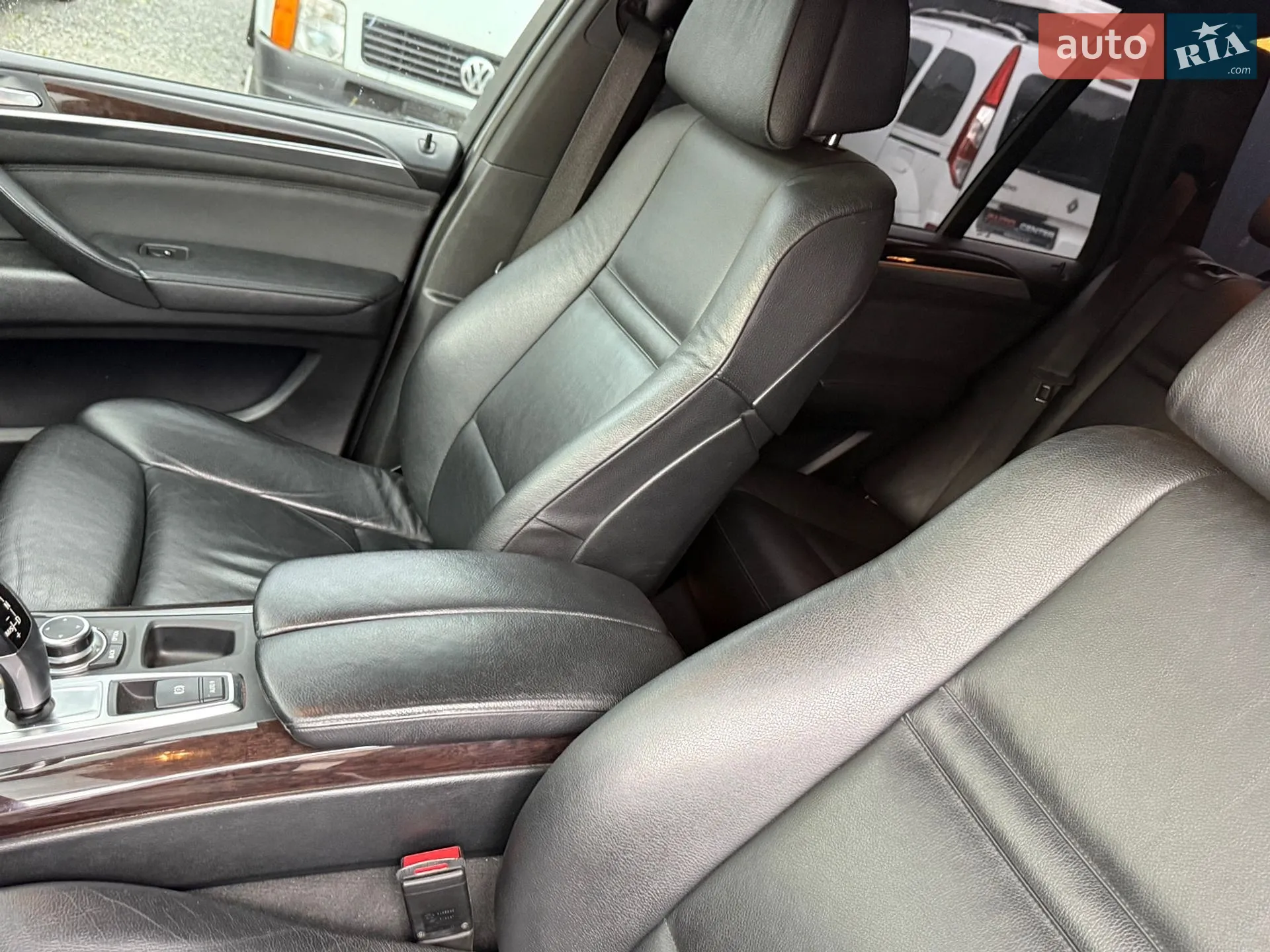 2010 BMW X5 - мініатюра 21