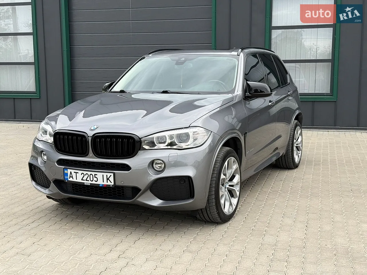 2016 BMW X5 - мініатюра 22