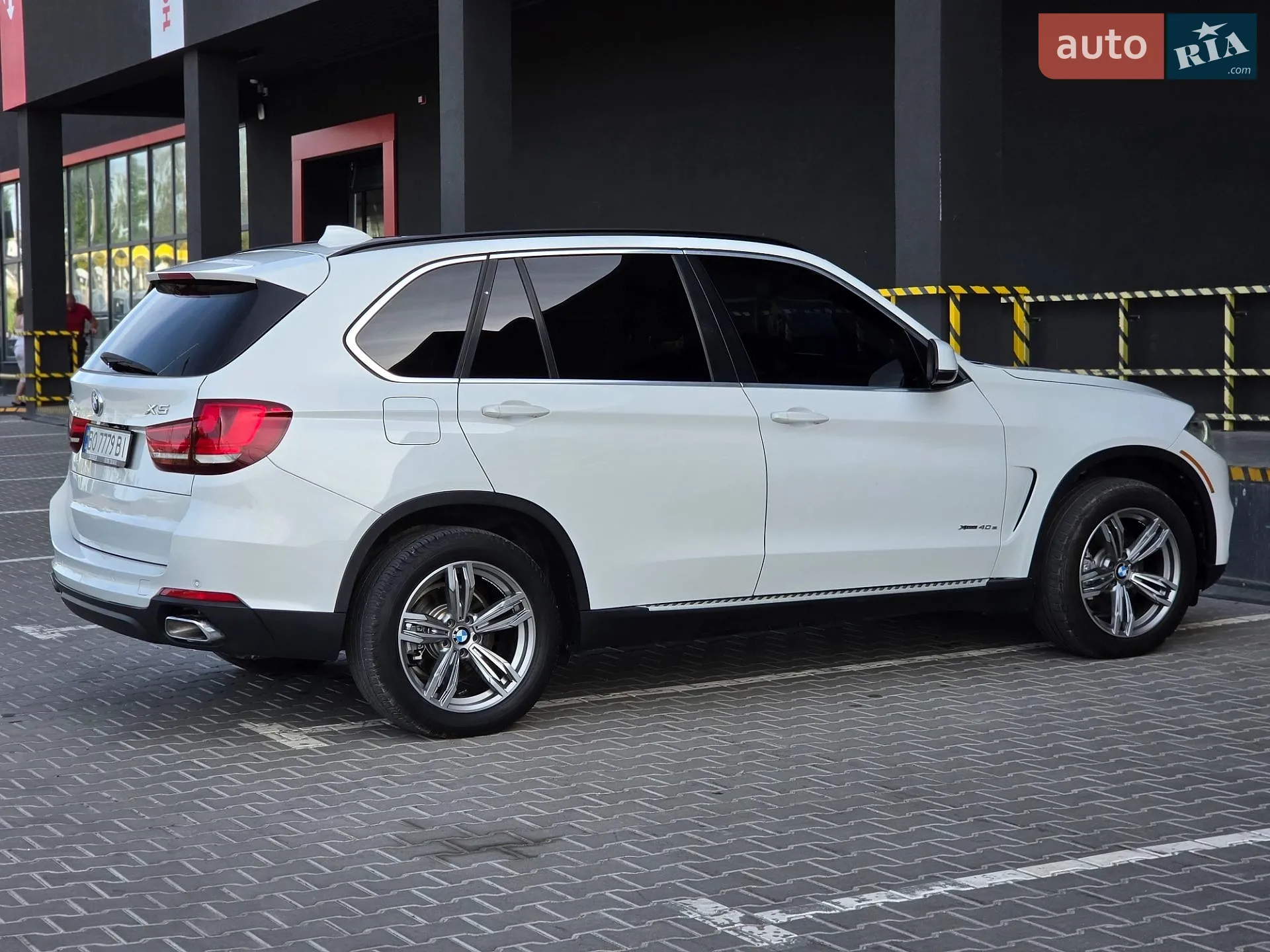 2015 BMW X5 - мініатюра 13