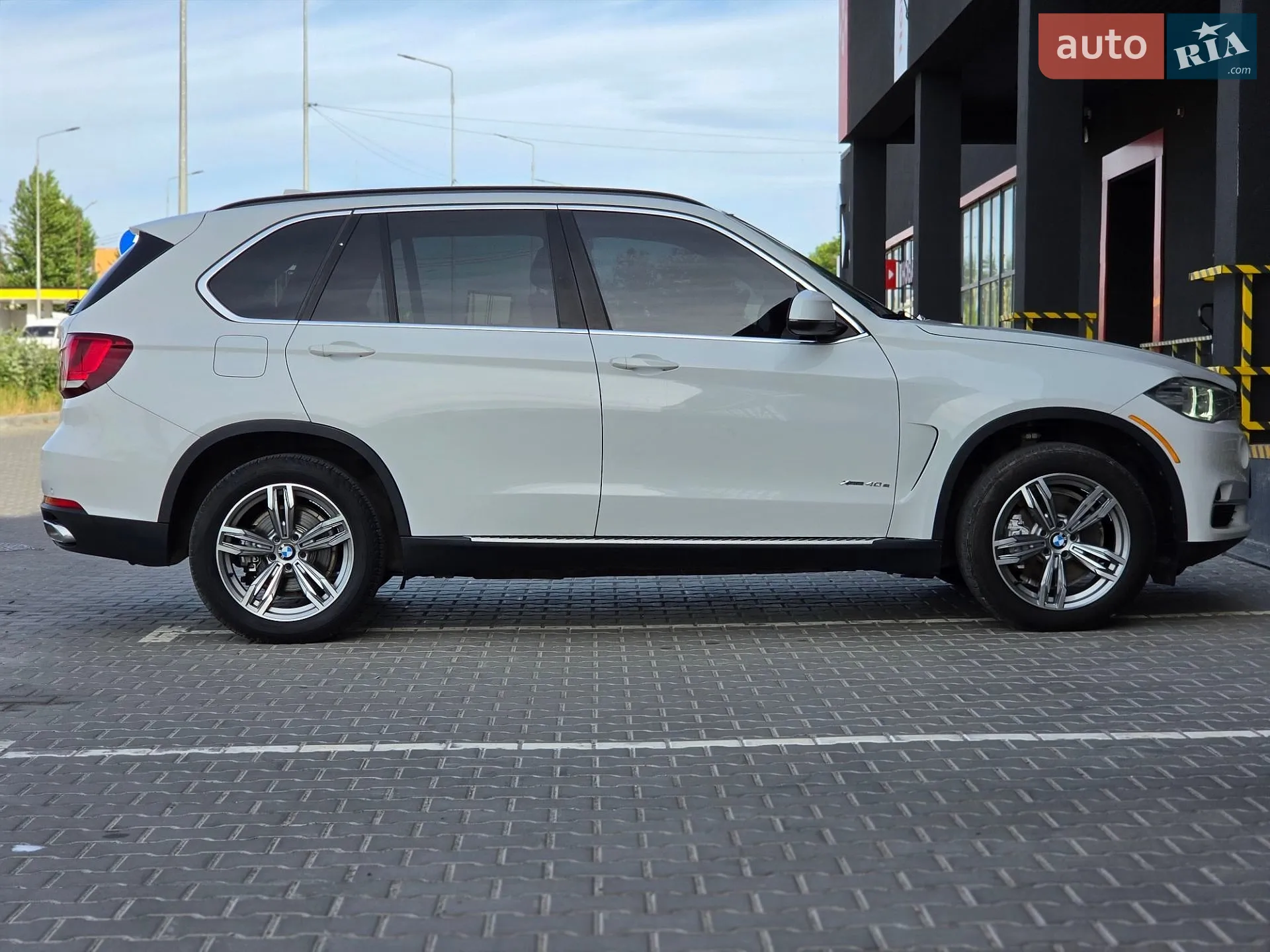 2015 BMW X5 - мініатюра 14