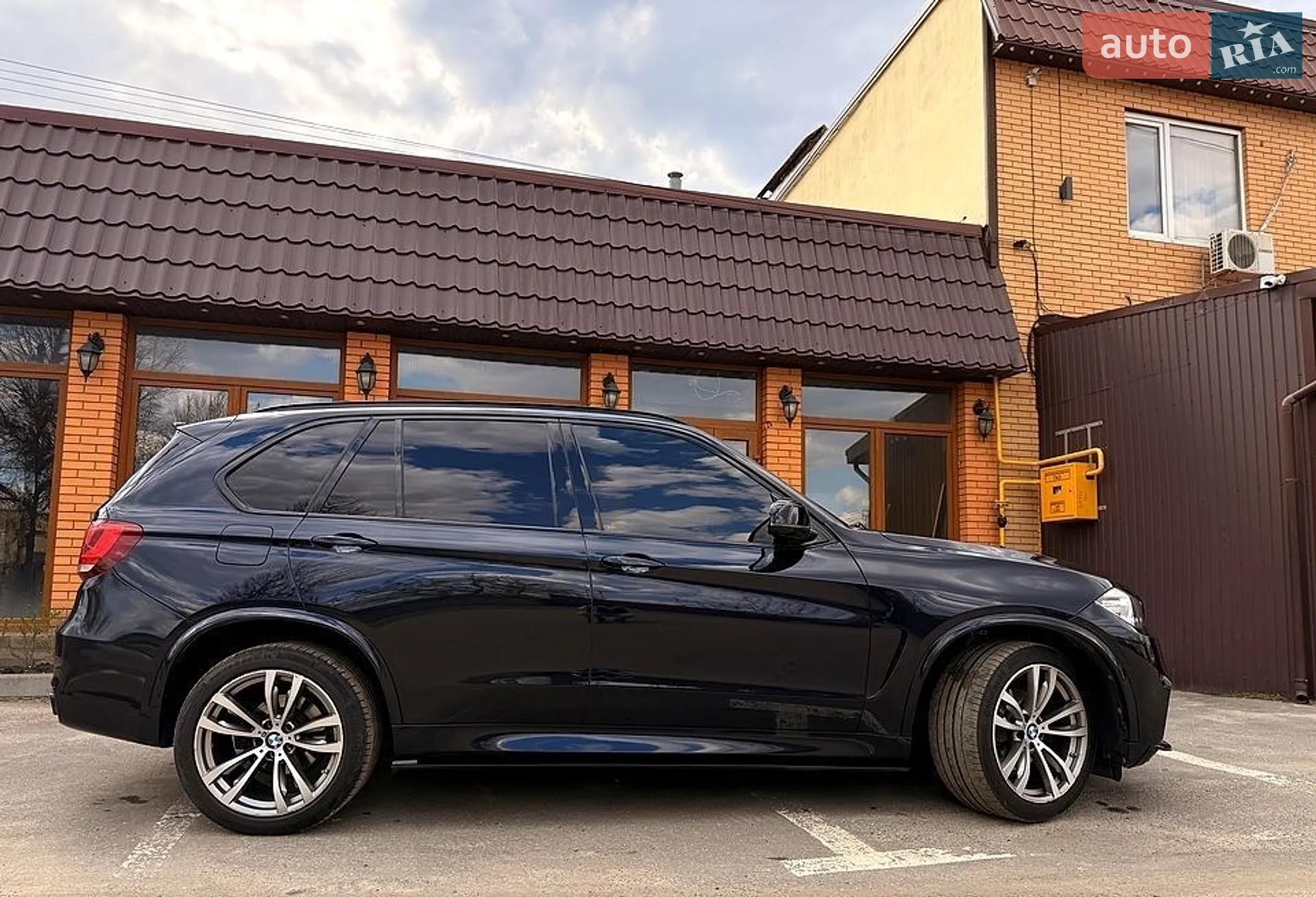2016 BMW X5 - мініатюра 3