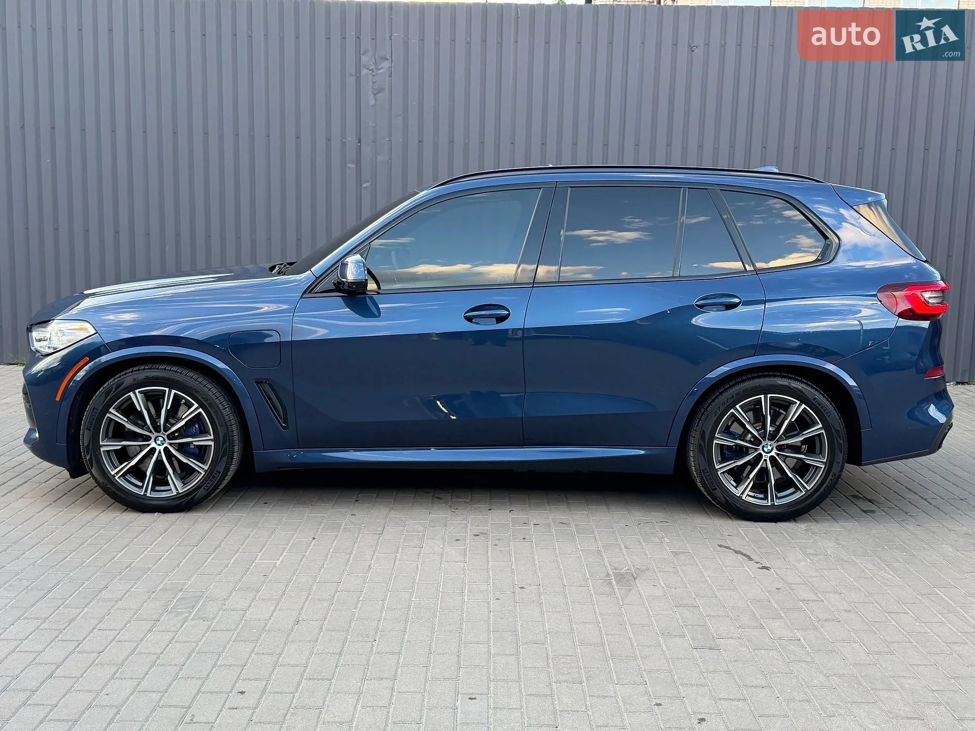 2021 BMW X5 - мініатюра 11