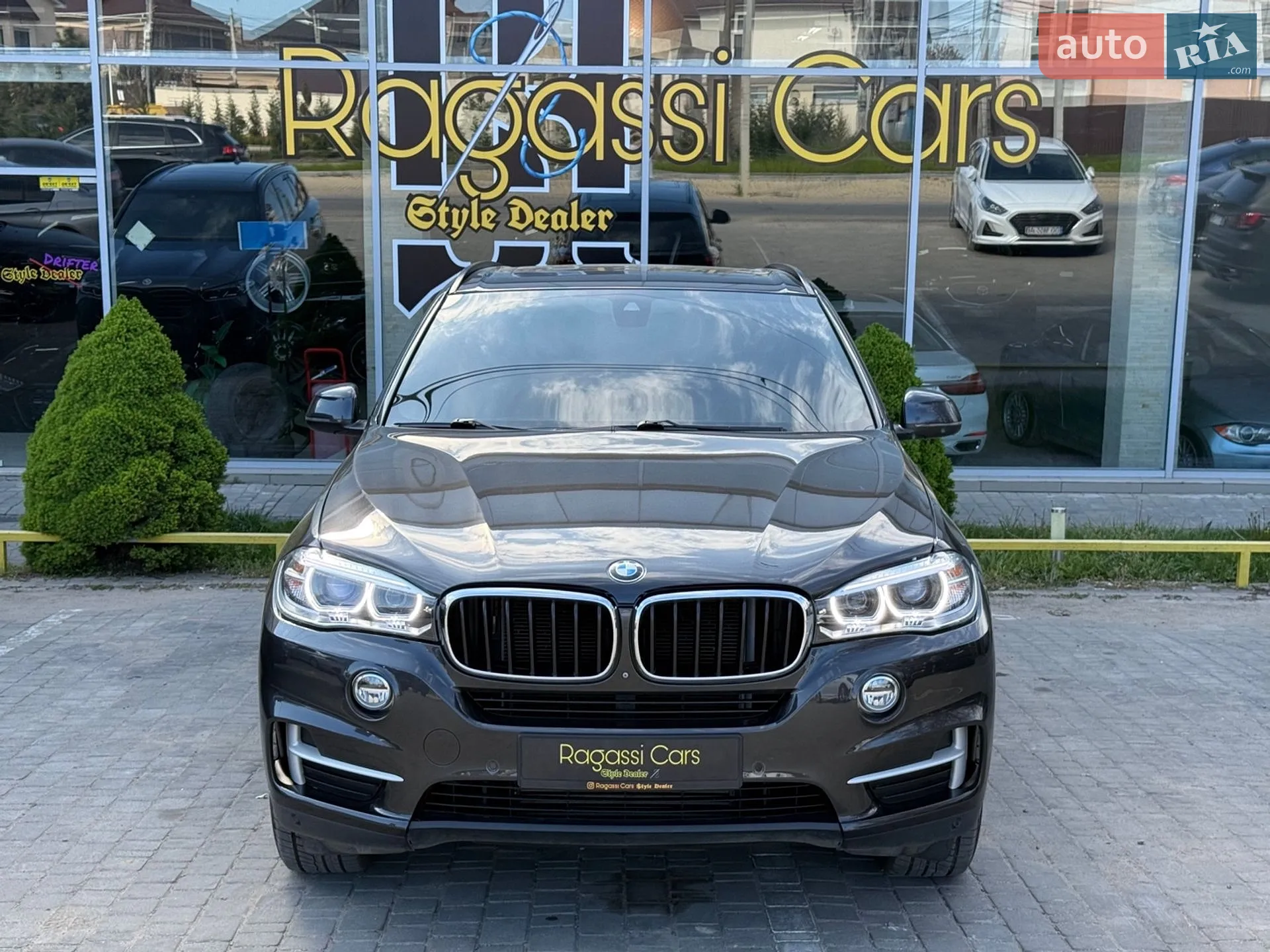 2015 BMW X5 - мініатюра 2