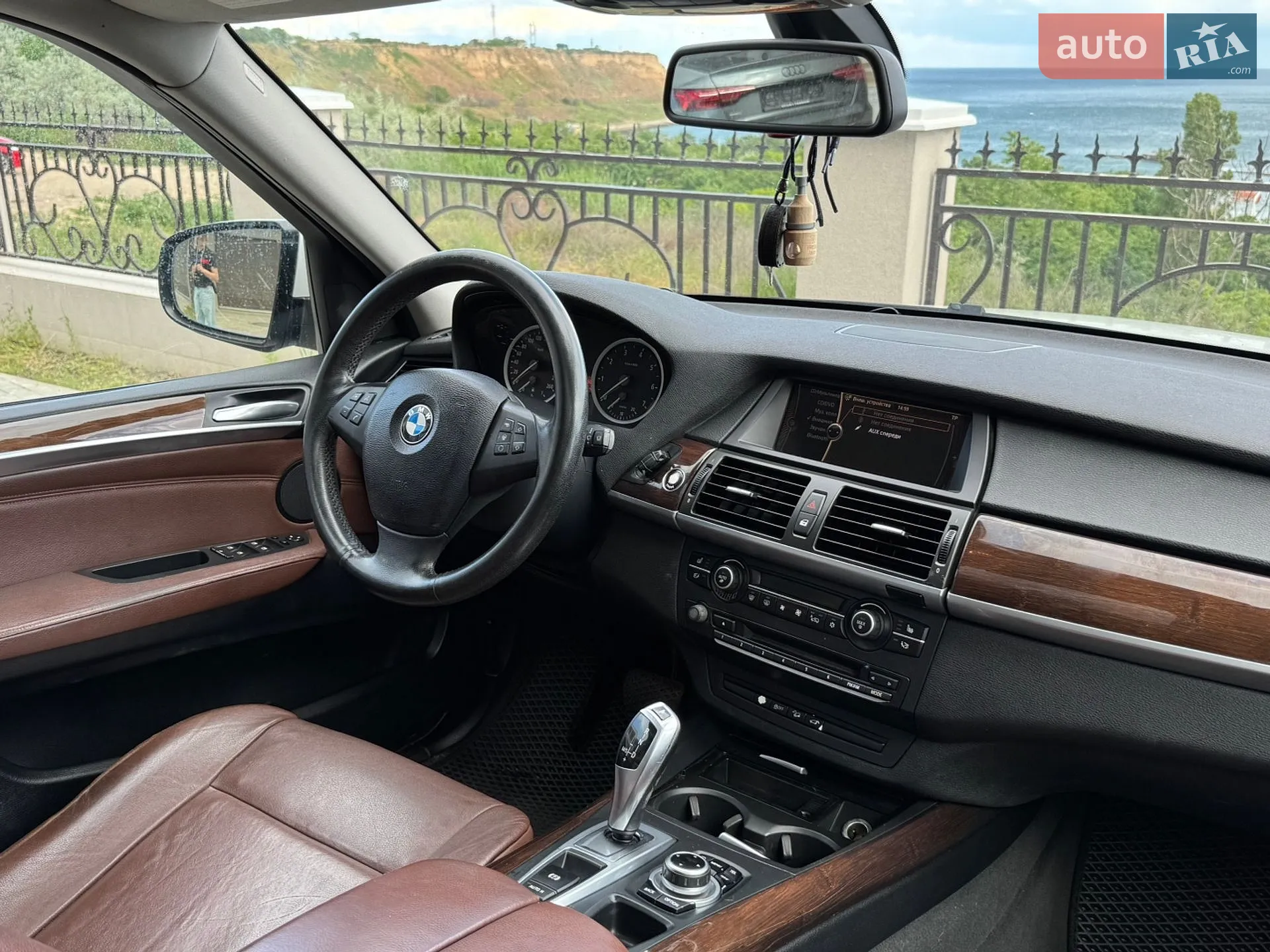 2010 BMW X5 - мініатюра 13