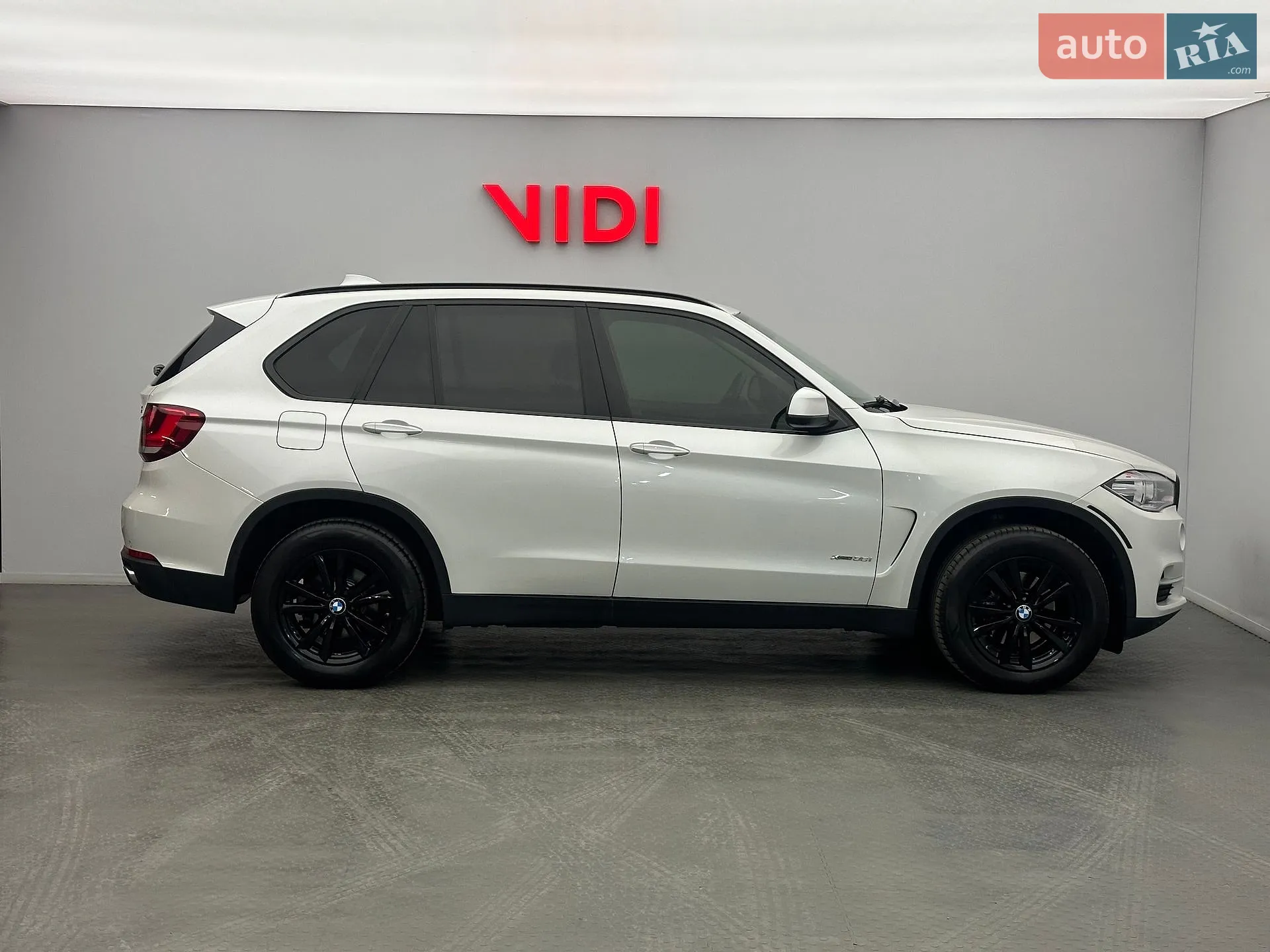 2016 BMW X5 - мініатюра 6