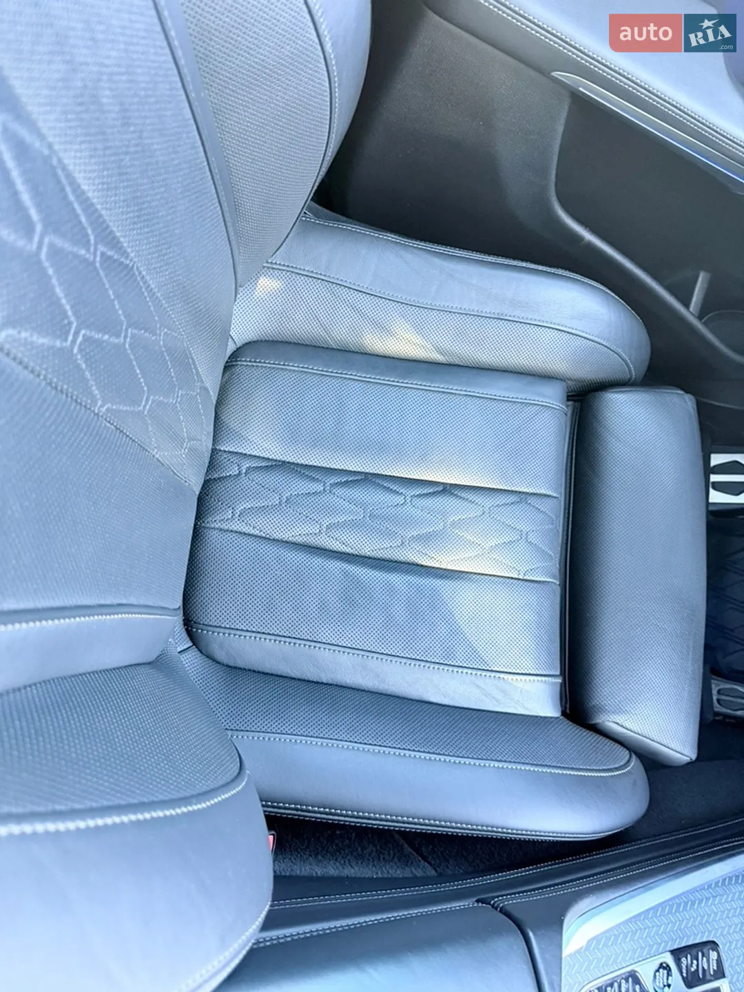 2020 BMW X5 - мініатюра 76