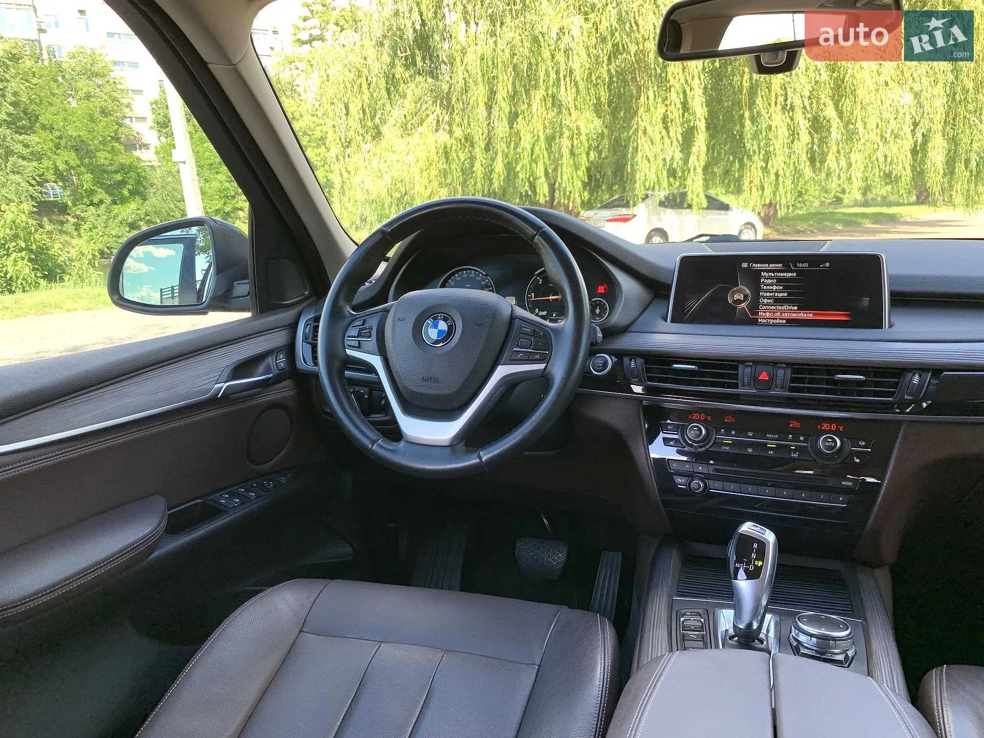 2016 BMW X5 - мініатюра 27