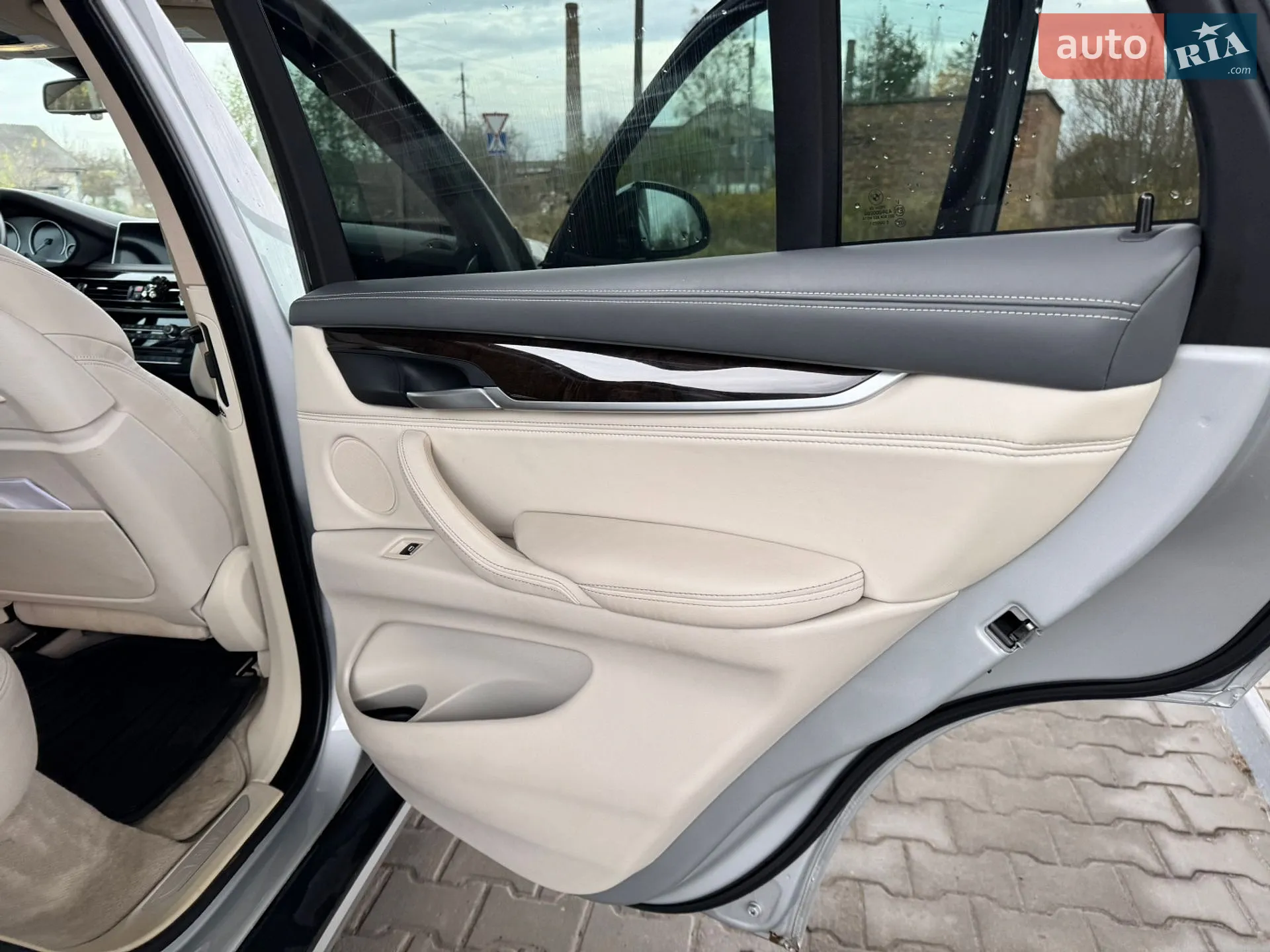 2015 BMW X5 - мініатюра 26
