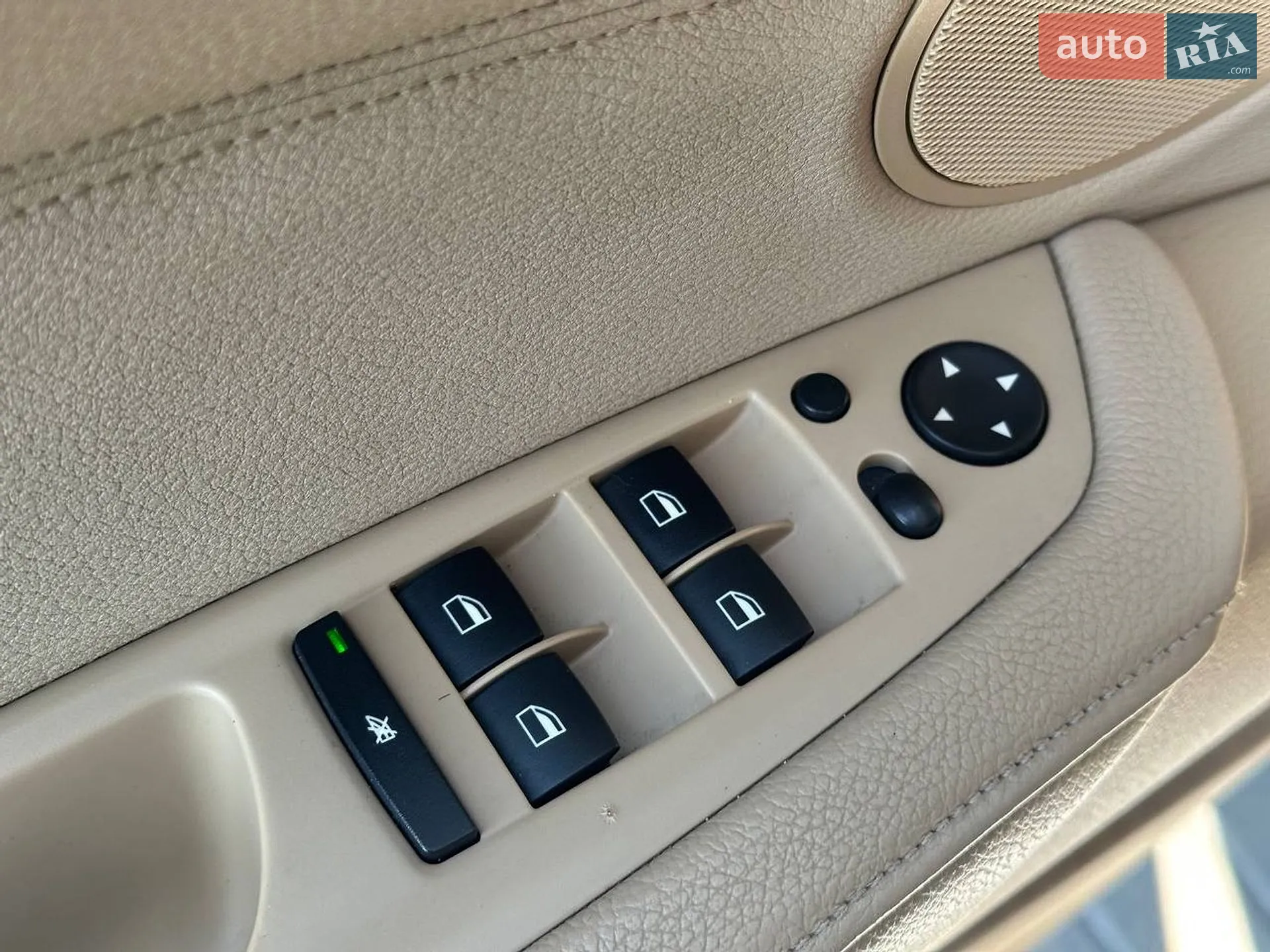2011 BMW X5 - мініатюра 16