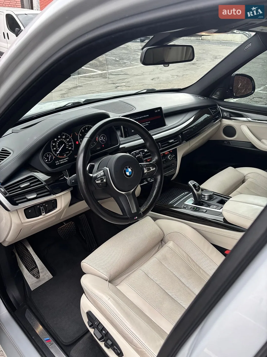 2017 BMW X5 - мініатюра 17