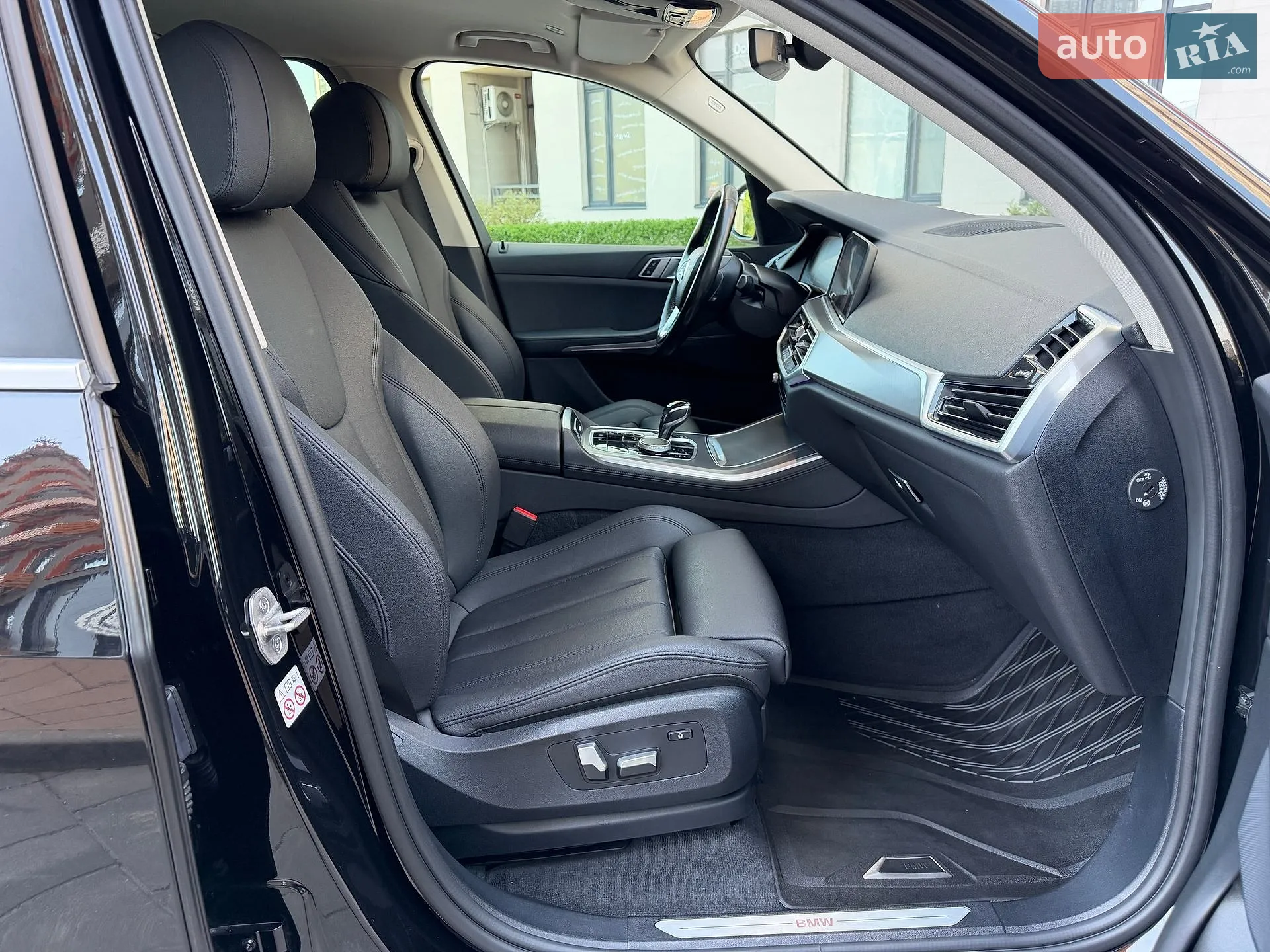 2021 BMW X5 - мініатюра 18