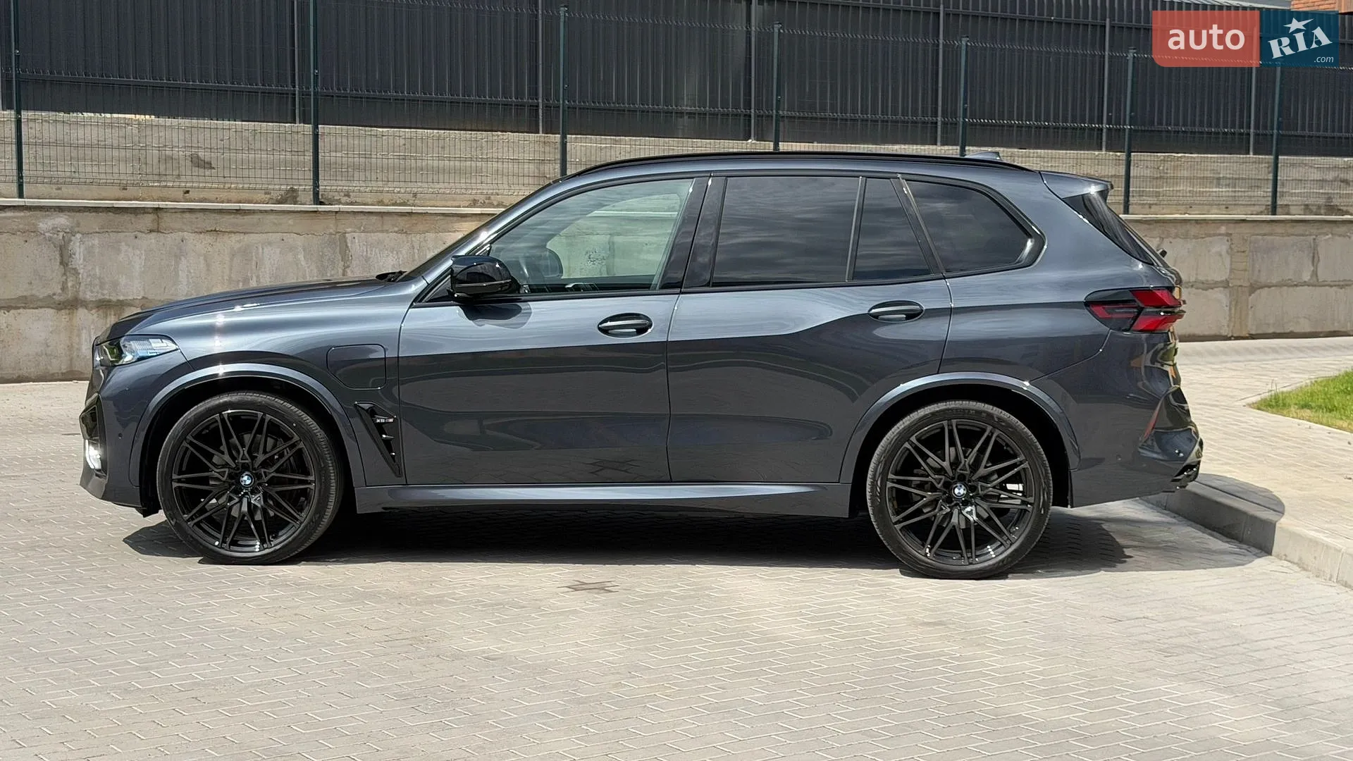2022 BMW X5 - мініатюра 16